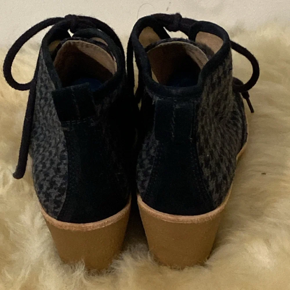 G. H. Bass Houndstooth Cloth and Suede Leather Wedge Moccasin Loafer size 8 - Picture 6 of 13